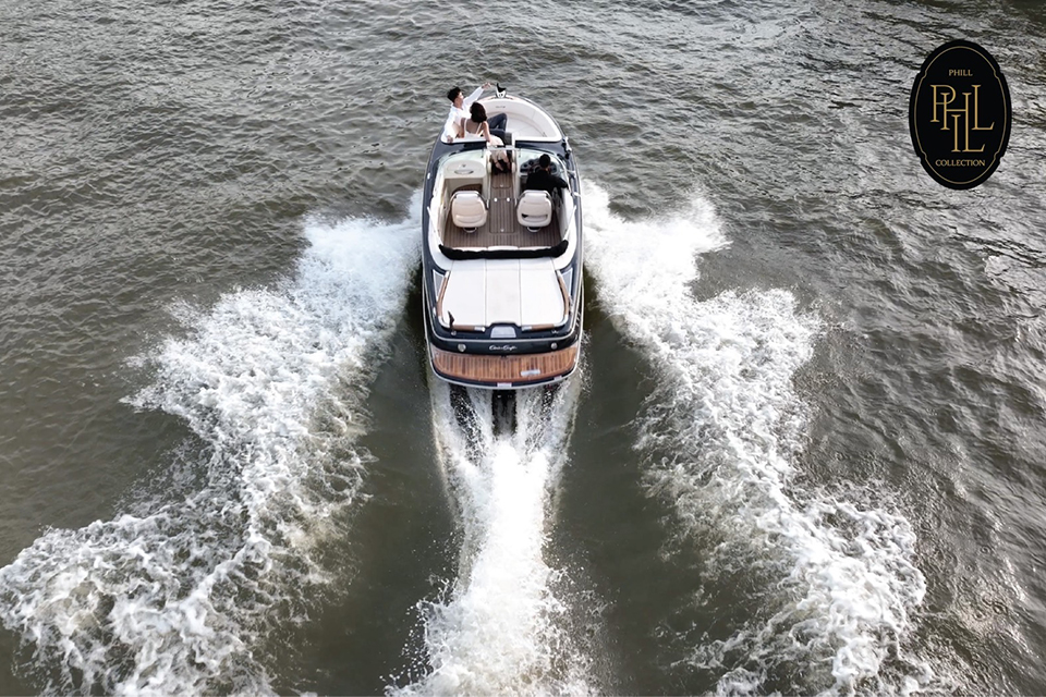 Phill CHRIS-CRAFT CARINA 21